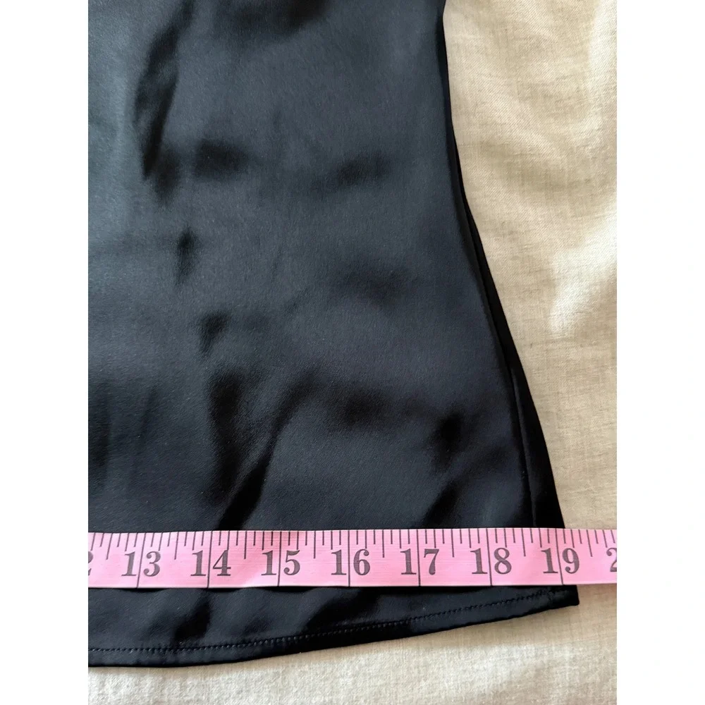Black Satin Scoop Neck Sleeveless Tank Top Estimated Medium
